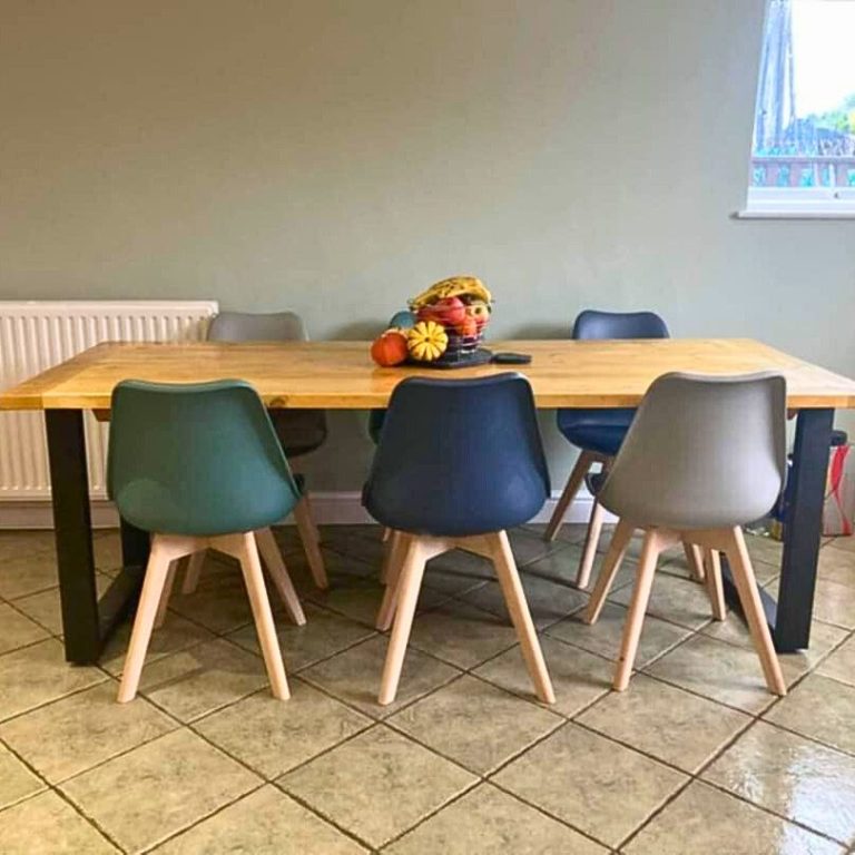 Bespoke dining table made by Gweithdy Al.